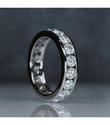 Emerald Cut Eternity Ring (Moissanite)